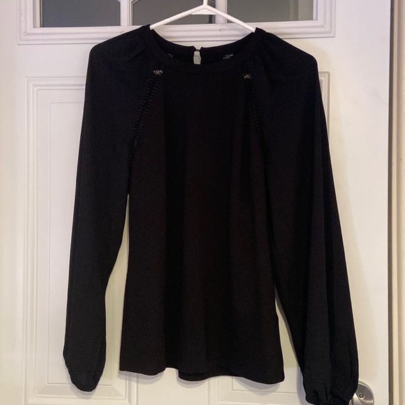 RW&Co long sleeve, black blouse, size small - Picture 4 of 11